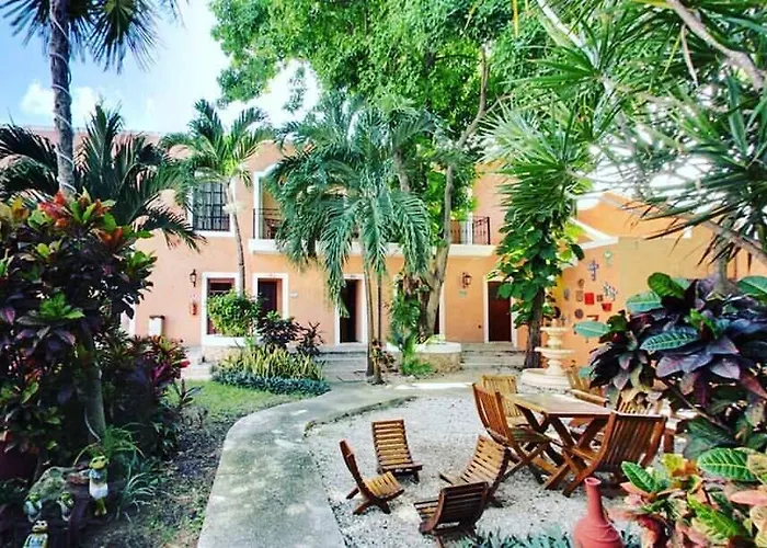 Casa De Flores Hotel 3*
