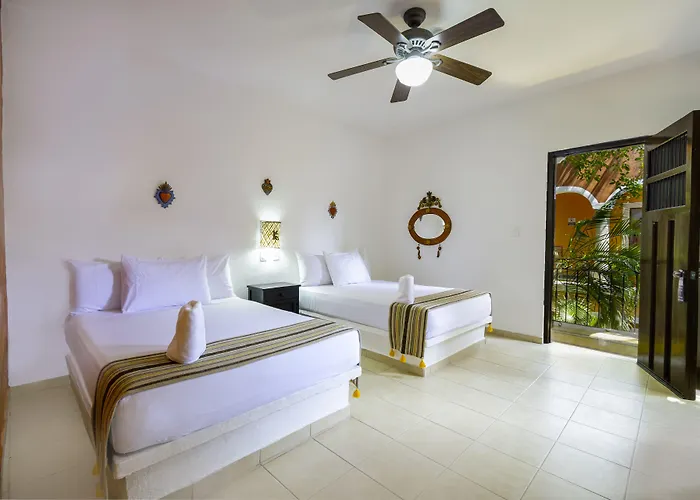 Casa De Flores Hotel 3*
